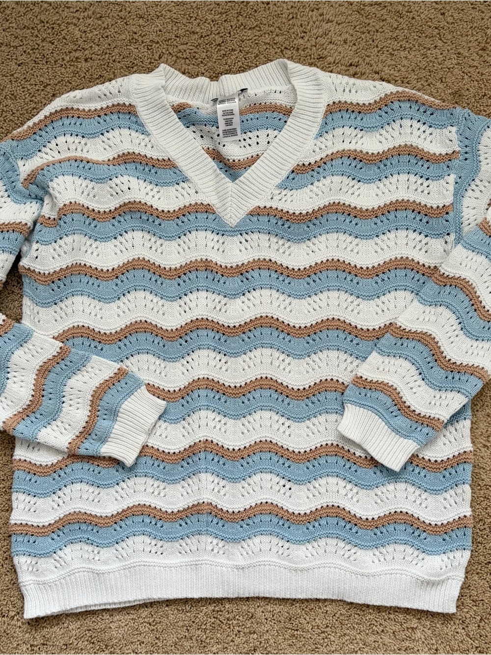 Studio Women's XL V-Neck Open-Knit Sweater in White, Light Blue & Brown